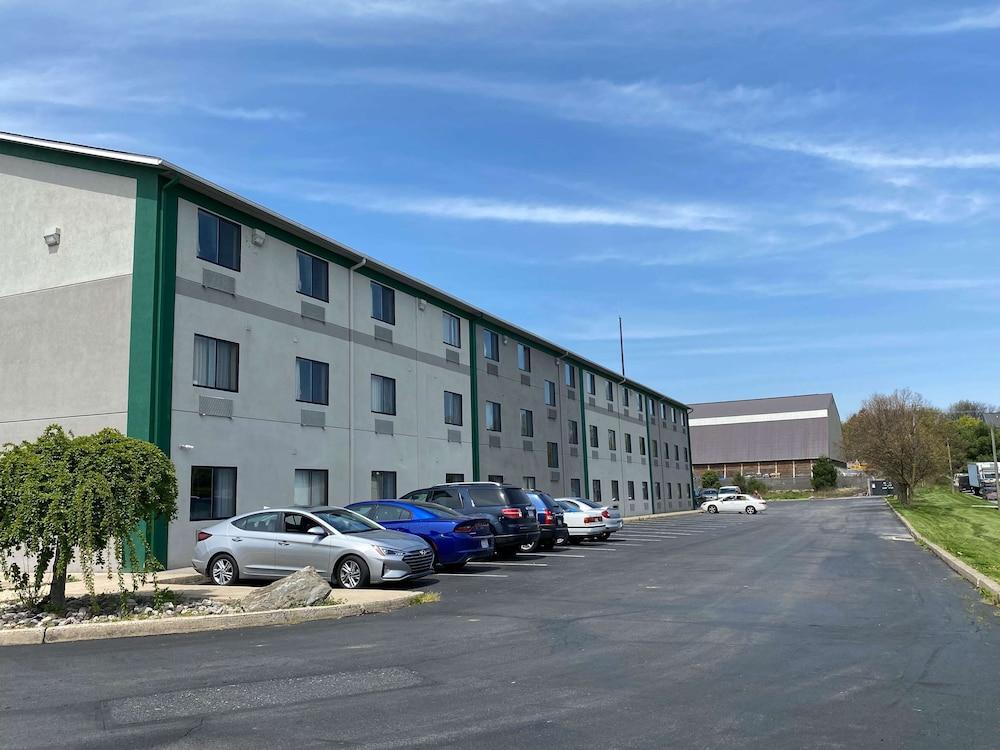 Motel 6 แลงคาสเตอร์ ภายนอก รูปภาพ