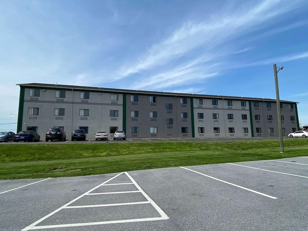 Motel 6 แลงคาสเตอร์ ภายนอก รูปภาพ